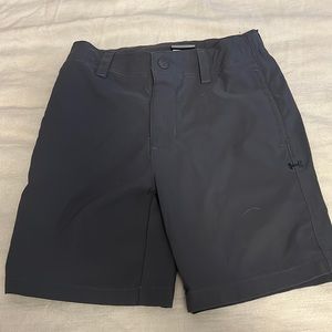 Drifit under Armour shorts. With pockets